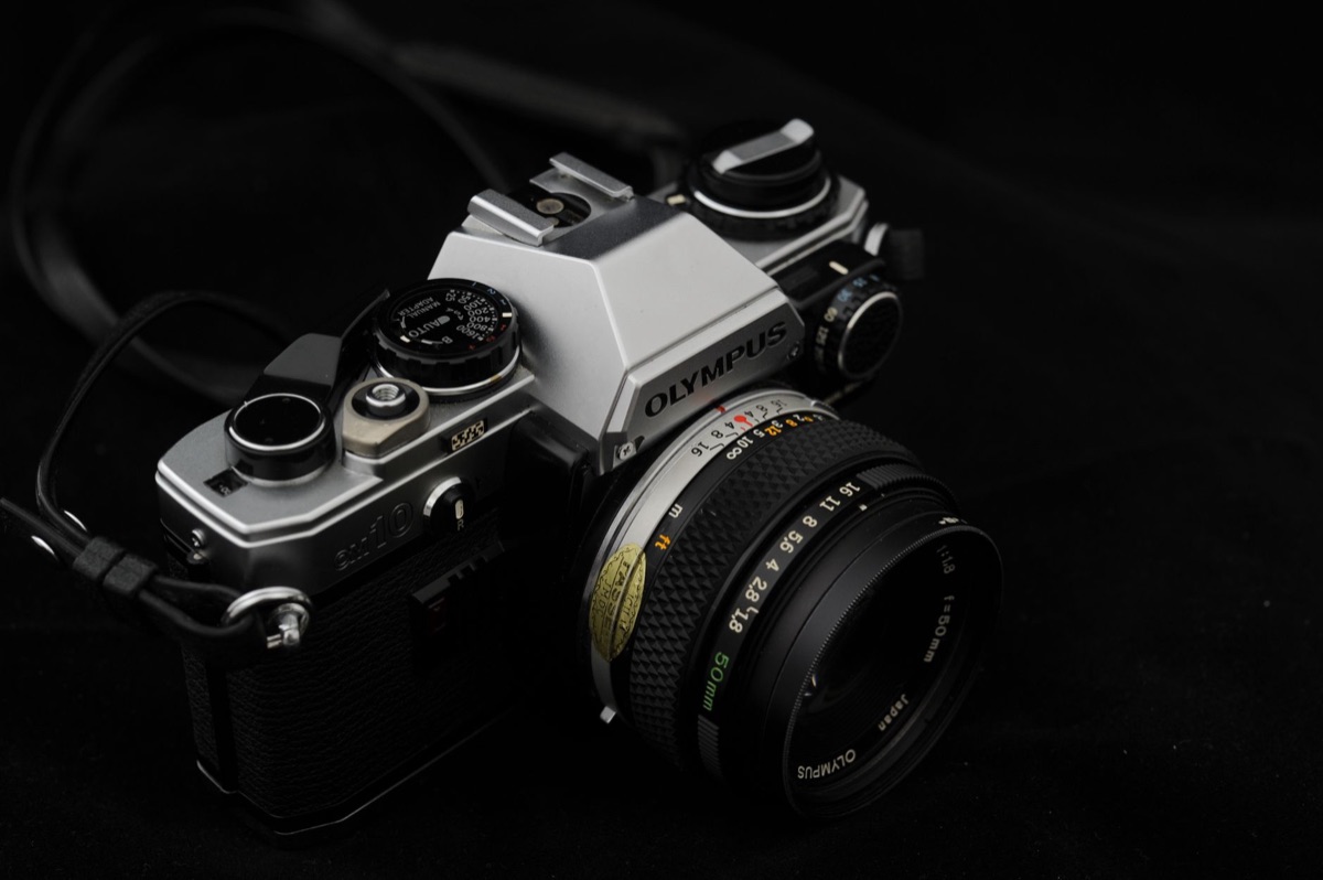 Mecanismo de câmera SLR em aula de fotografia
