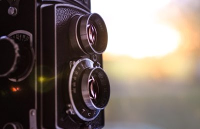 從 Minolta-35 到現代：光學精密累積的蛻變之旅